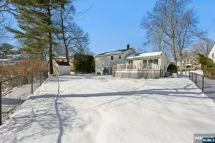 6 Knollwood Dr, Livingston, NJ 07039 - Photo 23