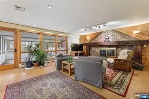 70 Walnut St, Oakland, NJ 07436 - Photo 13