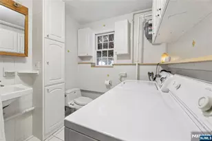 70 Walnut St, Oakland, NJ 07436 - Photo 15