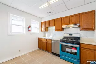 479 Centre St, Nutley, NJ 07110 - Photo 19