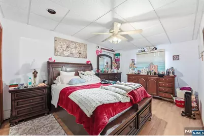 160 Barnert Avenue, Totowa, NJ 07512 - Photo 11