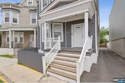 750 S 17th Street, Newark, NJ 07103 - Photo 25