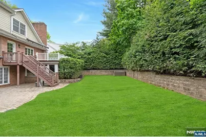 506 Sunderland Road, Teaneck Township, NJ 07666 - Photo 43