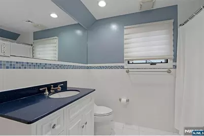 506 Sunderland Road, Teaneck Township, NJ 07666 - Photo 35