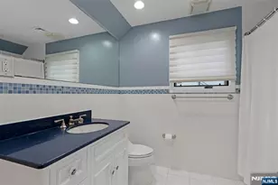 506 Sunderland Rd, Teaneck Township, NJ 07666 - Photo 35