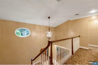 506 Sunderland Road, Teaneck Township, NJ 07666 - Photo 27
