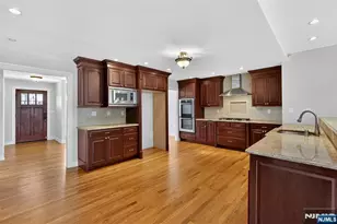 33 Georgia Dr, Wayne, NJ 07470 - Photo 5