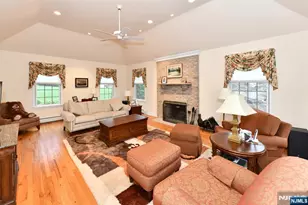 34 Walsh Dr, Mahwah, NJ 07430 - Photo 5