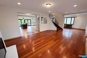 416 Oncrest Terrace, Cliffside Park, NJ 07010 - Photo 3
