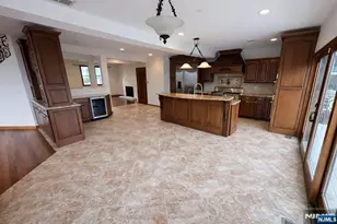 416 Oncrest Terrace, Cliffside Park, NJ 07010 - Photo 7