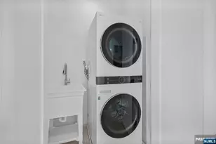 12-25 Eastern Dr, Fair Lawn, NJ 07410 - Photo 25