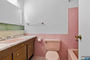 926 Bloomfield 5E, Glen Ridge, NJ 07028 - Photo 17