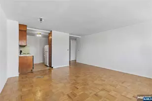 926 Bloomfield 5E, Glen Ridge, NJ 07028 - Photo 7