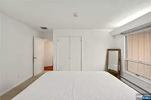 8 Brush Hill Rd, Kinnelon, NJ 07405 - Photo 11