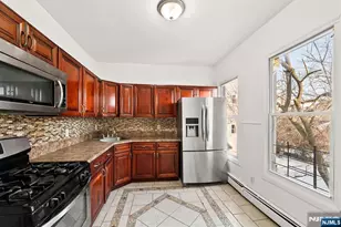 190 N 1st St, Paterson, NJ 07522 - Photo 21