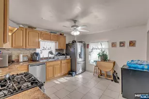 128 Arlington Ave, East Orange, NJ 07018 - Photo 7