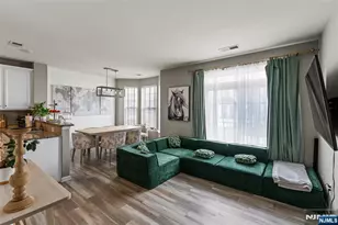 75 Wesmont Dr 1812, Wood Ridge, NJ 07075 - Photo 7