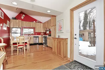 390 Lakeview Avenue, Ringwood, NJ 07456 - Photo 15