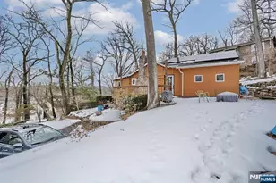 390 Lakeview Ave, Ringwood, NJ 07456 - Photo 43