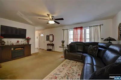 6 Hudson Avenue, Jefferson Township, NJ 07438 - Photo 9