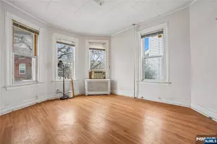 68 Chestnut St, Montclair, NJ 07042 - Photo 5