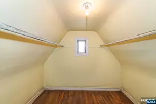 567 Windsor Rd, Wood Ridge, NJ 07075 - Photo 27