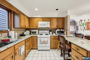 297 Kinney St, Newark, NJ 07105 - Photo 21