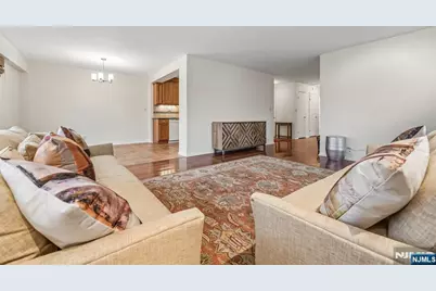 2185 Lemoine Avenue 4M #4M, Fort Lee, NJ 07024 - Photo 11