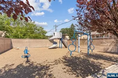 2185 Lemoine Avenue 4M #4M, Fort Lee, NJ 07024 - Photo 33
