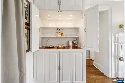 235 Sheridan Avenue, Ho Ho Kus, NJ 07423 - Photo 5