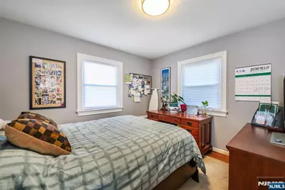 175 Hillside Avenue, Bergenfield, NJ 07621 - Photo 9