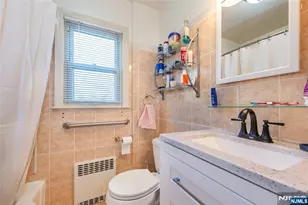 175 Hillside Ave, Bergenfield, NJ 07621 - Photo 11