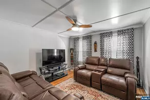 19 Entwistle Ave, Nutley, NJ 07110 - Photo 3