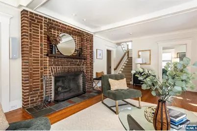 166 Montclair Avenue, Montclair, NJ 07042 - Photo 5