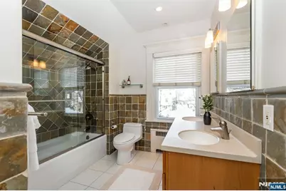 166 Montclair Avenue, Montclair, NJ 07042 - Photo 23