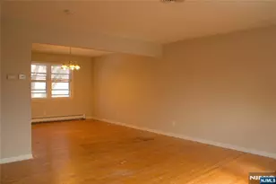 85 Rock Rd, Hawthorne, NJ 07506 - Photo 9