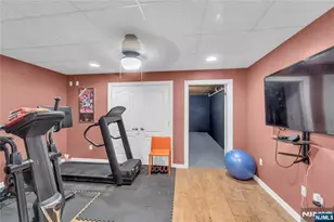 1 Sherwood Ct, Old Tappan, NJ 07675 - Photo 33