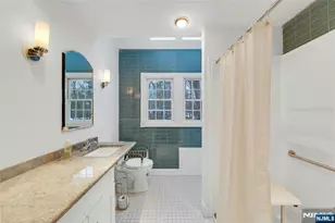 257 Franklin Ave, Wyckoff Township, NJ 07481 - Photo 25