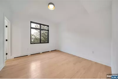 1047 Anderson Avenue A #A, Fort Lee, NJ 07024 - Photo 27