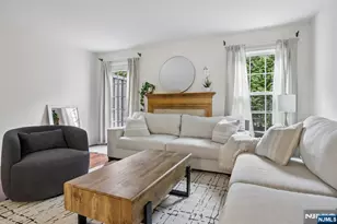 653 Richmond Ct, Ramsey, NJ 07446 - Photo 7