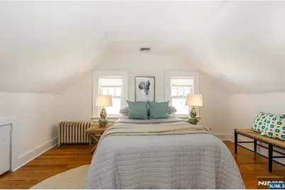 17 Mendl Terrace, Montclair, NJ 07042 - Photo 29