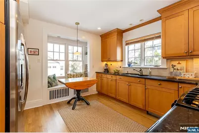 17 Mendl Terrace, Montclair, NJ 07042 - Photo 19