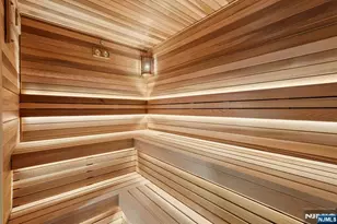 388 Freemans Ln, Franklin Lakes, NJ 07417 - Photo 37