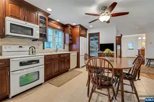 101 Schuyler Ave, Pompton Lakes, NJ 07442 - Photo 9