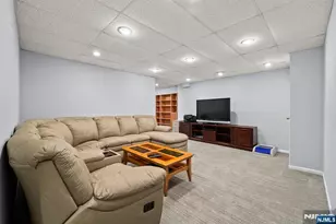 15 Littlewood Ct, Wayne, NJ 07470 - Photo 25