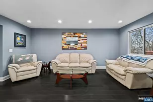 15 Littlewood Ct, Wayne, NJ 07470 - Photo 3