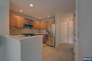 6014 Tudor Dr 6014, Pequannock Township, NJ 07444 - Photo 7