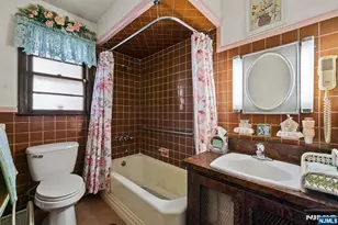 68 Kipp Pl, Paterson, NJ 07513 - Photo 11