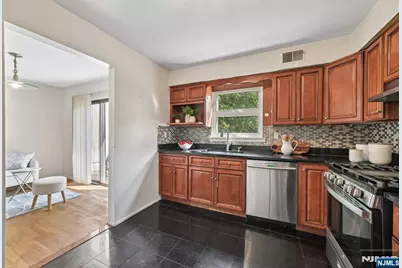 38 Park Street 11C #11C, Florham Park, NJ 07932 - Photo 11