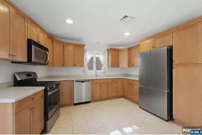 61 Columbia Avenue C0061 #C0061, Cliffside Park, NJ 07010 - Photo 7